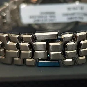 Tag Heuer | Accessories | Tag Heuer 32mm Link Watch Quartz 2  display picture 2
